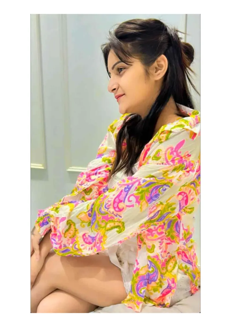 VIP Events & Social Occasions with Young kashmiri girl Kushboo available Young kashmiri girl Kushboo available VIP escort corporate events Bangalore