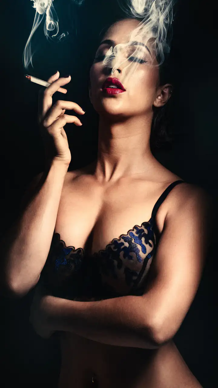 24×7 aunty escort bangalore booking — discreet VIP companions in Bangalore