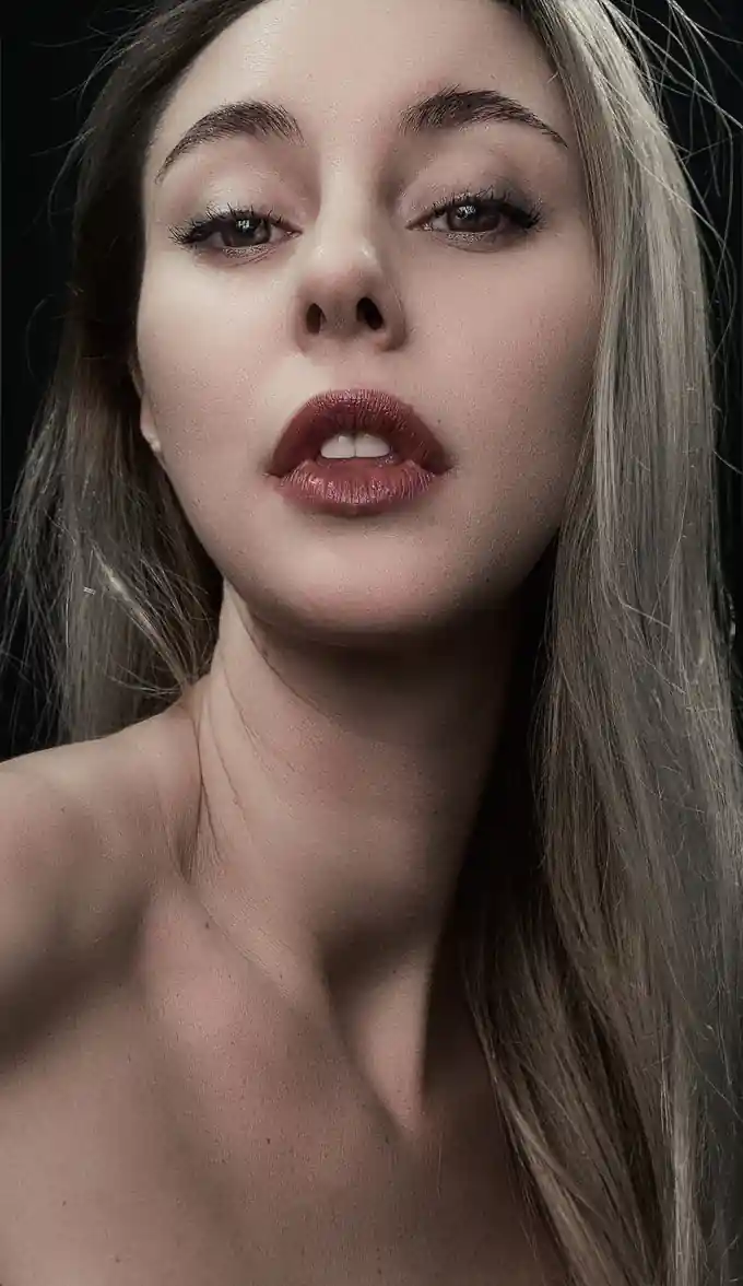 Discretion & Hotel Etiquette Once-in-a-lifetime celebrity escort bangalore experience — luxury celebrity escort Bangalore