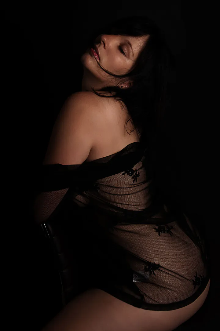 Experience Luxury Thrills 24×7 with College Girl Escorts Bangalore 24×7 college girl escorts bangalore booking — discreet VIP companions in Bangalore